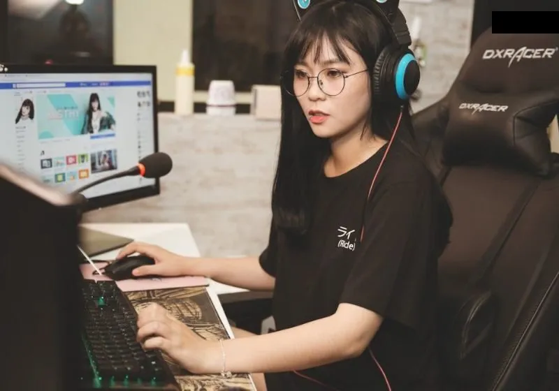 Misthy làm ở công ty nào?